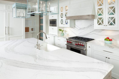 Kitchen photo in Phoenix