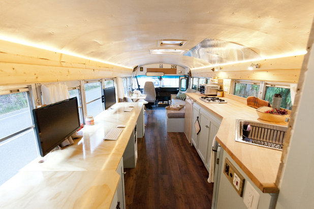 Tour: A Schoolbus Becomes a Cozy Home for an Outdoors Couple