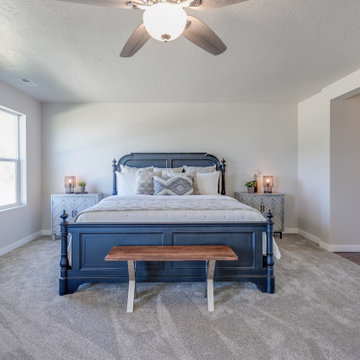 Columbia 2530 I Rustic Bronze 2 (2020 Festival Of Homes)