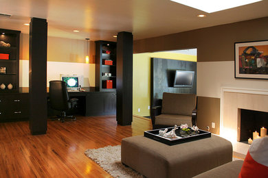 Home office - contemporary home office idea in Other