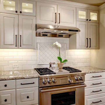 Providence Pt. Classic Kitchen