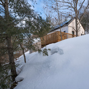 Baldie Hill Bunkie