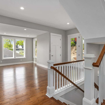 Red Carnation – Luxury Lakefront Home