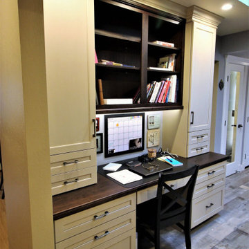 Warm-tone Kitchen