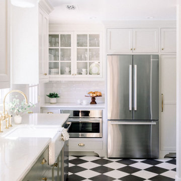 The Shabby-Chic Charmer