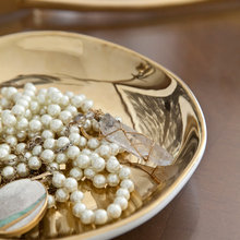 decor chachki