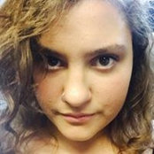 Simone Sklan's photo
