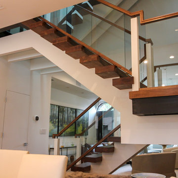 Project #68 | Ultra-Modern Staircase with Glass Landings