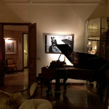 Grand Piano Corner