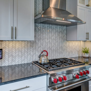 Retractable Backsplash Maximizes Kitchen Space