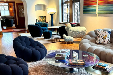 Living room - living room idea in New York