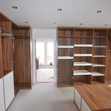 Large Walk-In Wardrobe with Island