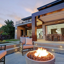 VistaLuxe&reg; Complementary folding doors - Products