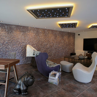 Transitional home theater photo in Montpellier