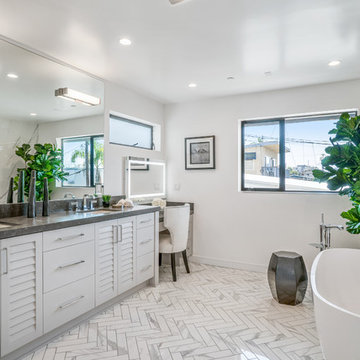 Ocean View Front House - Deluxe Beach Home