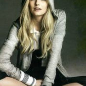 Lydia Hearst's photo