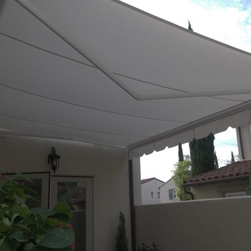 RETRACTABLE WITH VARI VALANCE