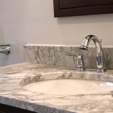 Space-Saving Bathroom Renovation
