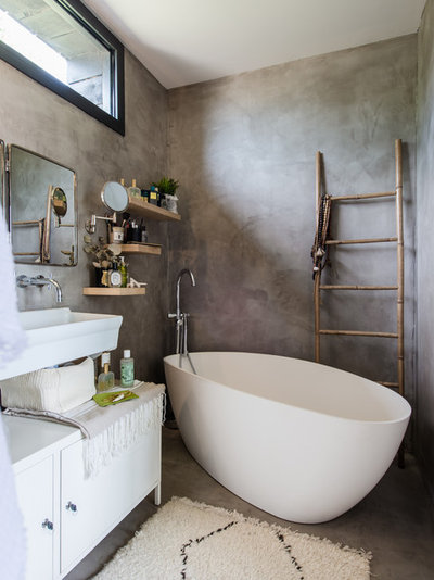 Bathroom by Jours & Nuits