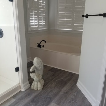 Luxury Vinyl Plank Flooring and Mosaic Band