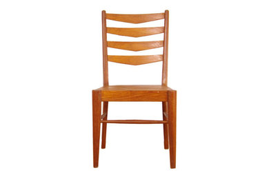 JENGKY CHAIR
