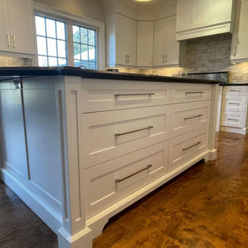Oakville Lakeside Traditional Kitchen Makeover