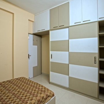 Mr Mukherjee's 995 Sq. Ft. 3BHK Flat