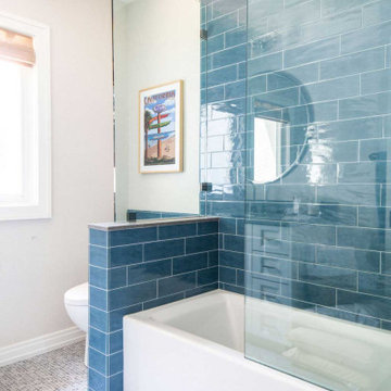 Casual Classic Remodel: Bathroom