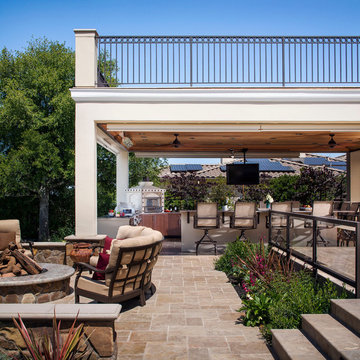 Outdoor Kitchen/Living Spaces