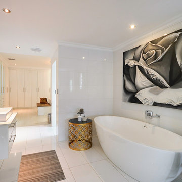 Contemporary Bathroom