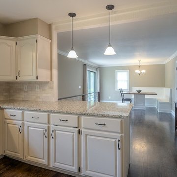 Open kitchen to dining