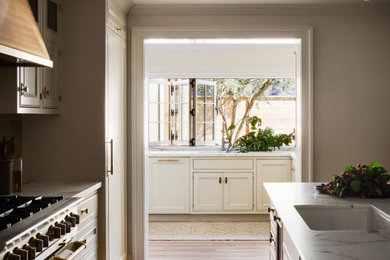 Elegant kitchen photo in Orange County
