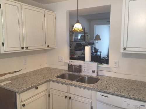 Subway Tile White Or Bisque Tile Backsplash Goes In Next Week And I Have To Decide What Color Use M Leaning Towards Bisque Now Rather Than White Advice Please Thank You