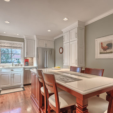 Ballwin Kitchen & Screen Porch
