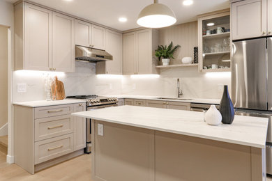 Example of a cottage kitchen design in Vancouver