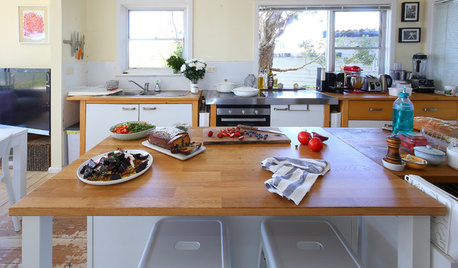 Out of the Frying Pan: A Recipe Blogger's Beachside Kitchen
