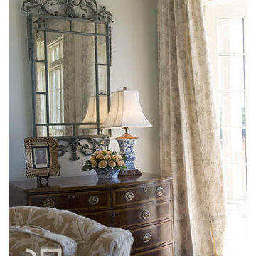 Living Room by Linn Gresham of Design House