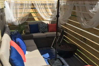 Example of a small cottage chic patio design in Philadelphia