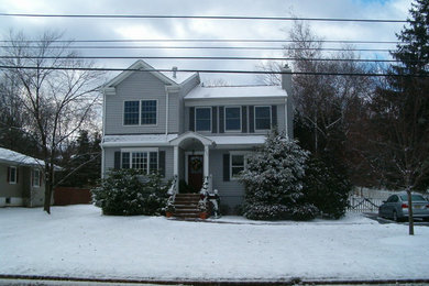 Photo of a traditional home design in New York.