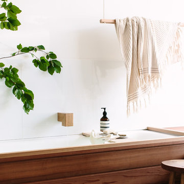 Isla timber bath spouts