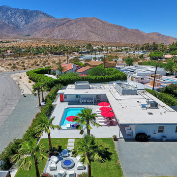 Neon Oasis [Palm Springs 4 Unit Furnished Apt Complex]