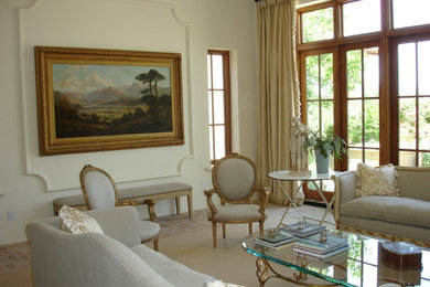 This is an example of a traditional living room in Phoenix.