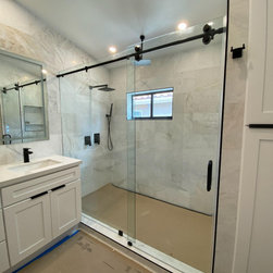 Pitrero - San Diego - Shower Doors
