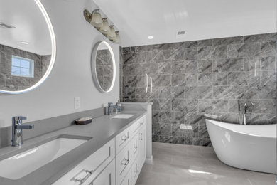 Bathroom - modern bathroom idea in Other