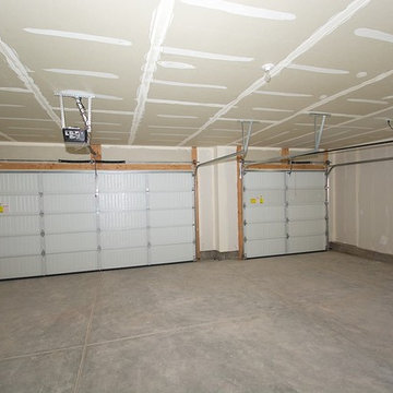 3-Car Garage