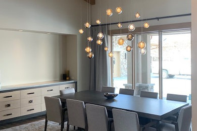 Example of a minimalist dining room design in Salt Lake City