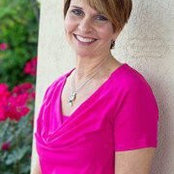 Ellen Castelli's photo