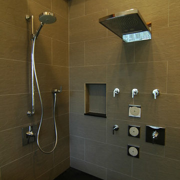 A Hint Of Zen Master Bathroom