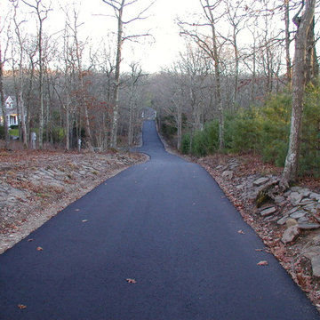 ASPHALT DRIVEWAY