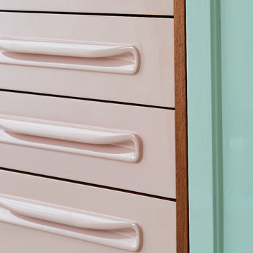 Self. Maxi Sideboard